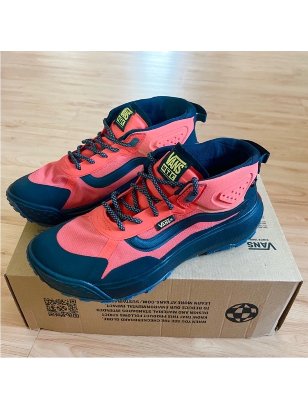 Vans MTE Crosspath Mid Shoes Orange/Black Women 10.0 US Mens 8.5 US